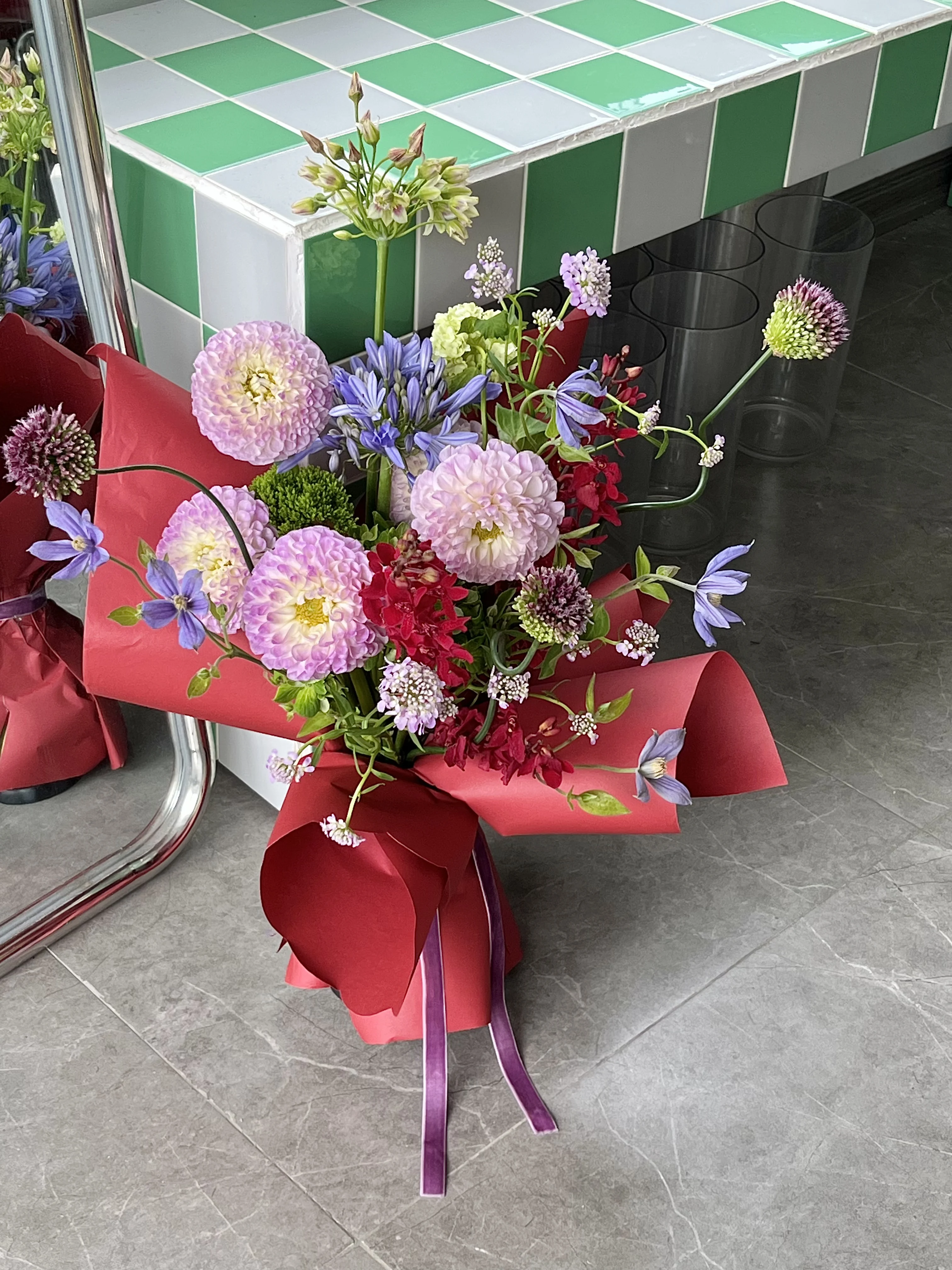 Medium Flower